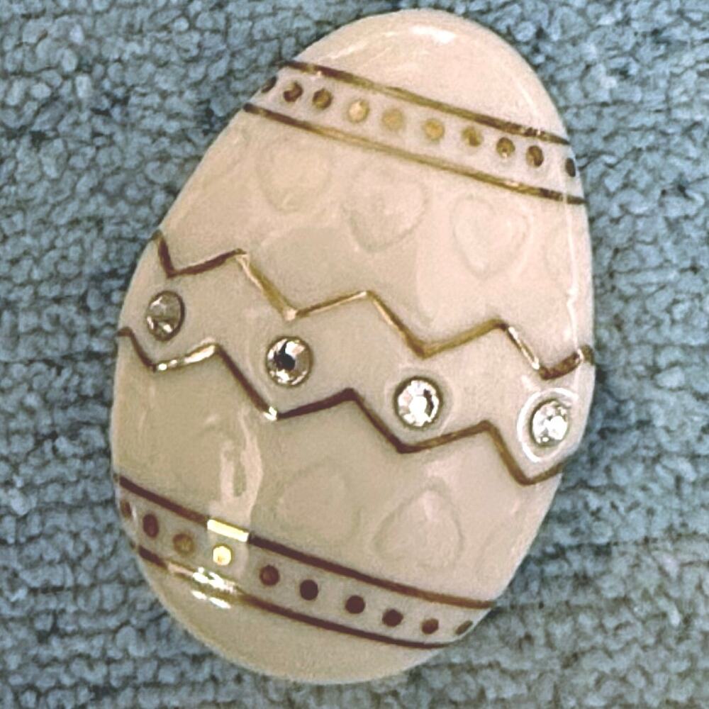 Lenox Ceramic Egg Brooch – Ivory, Gold & Rhinestones – 1.5” - Picture 8 of 8